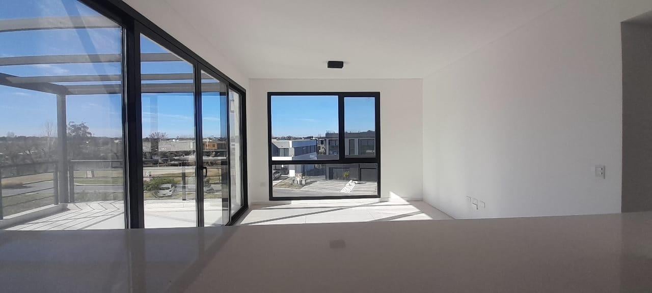 Lindisimo Departamento en  VENTA y/o ALQUILER  en Barrio Náutico Canal