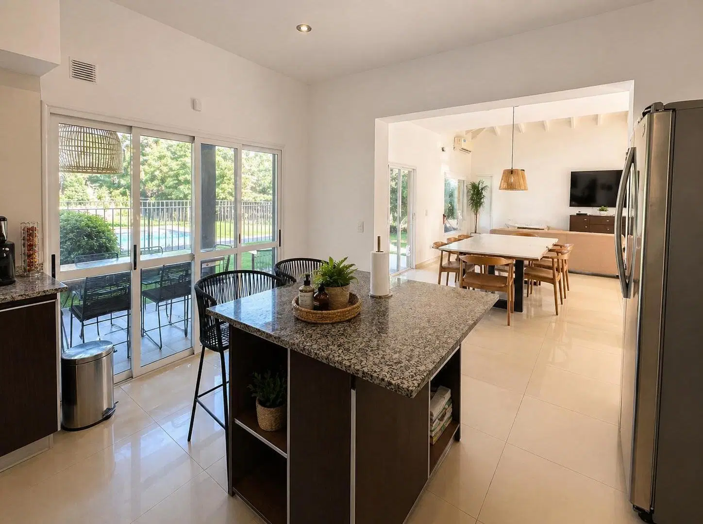 Hermosa casa en venta en Barrio San Francisco 2