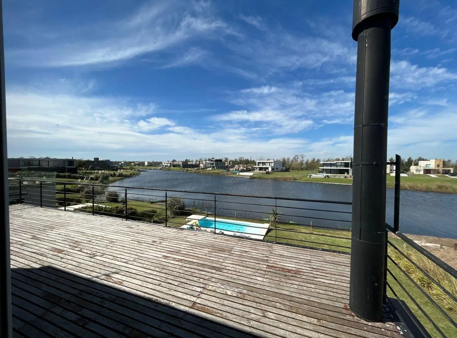 Casa en Venta a la Laguna en El Naudir - Aguas Privadas 5