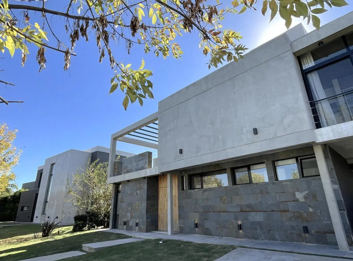 Casa en Venta a la Laguna en El Cantón - Islas, Escobar 5