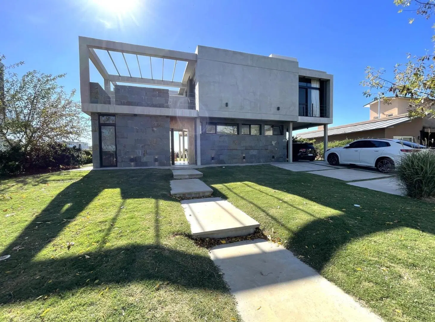 Casa en Venta a la Laguna en El Cantón - Islas, Escobar 3