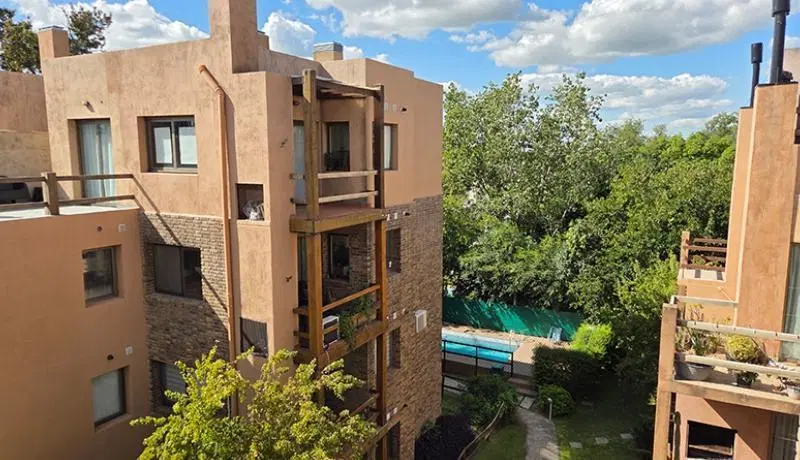 APTO CREDITO Venta Departamento 2 ambientes c/ Balcon, Cochera, Parrilla y TERRAZA Pilar EQUIPADO! 3