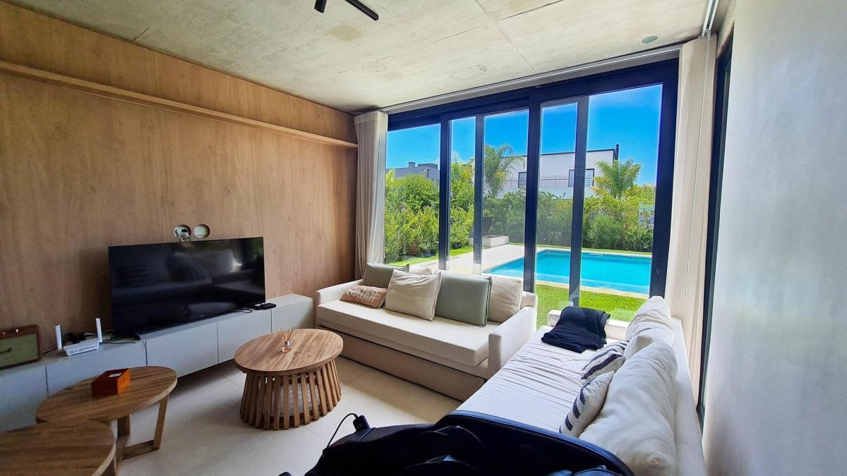 Foto de Casa en Ceibos, Puertos del Lago - Diseño Piscina y Full Equipamiento., imagen 5
