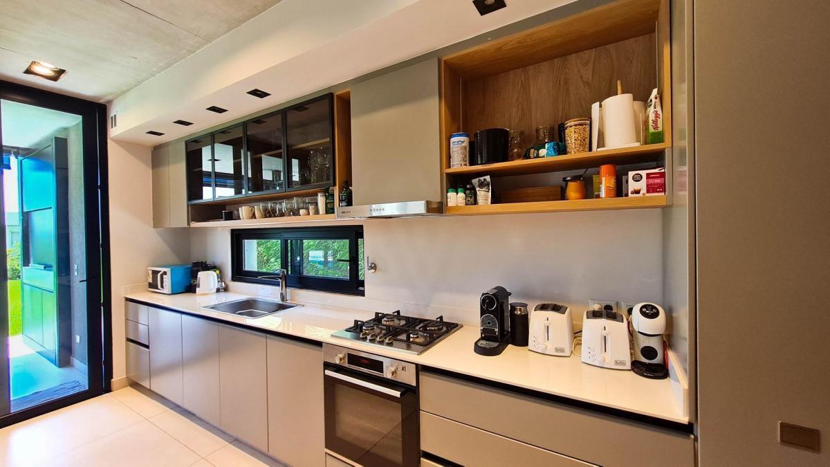Foto de Casa en Ceibos, Puertos del Lago - Diseño Piscina y Full Equipamiento., imagen 1