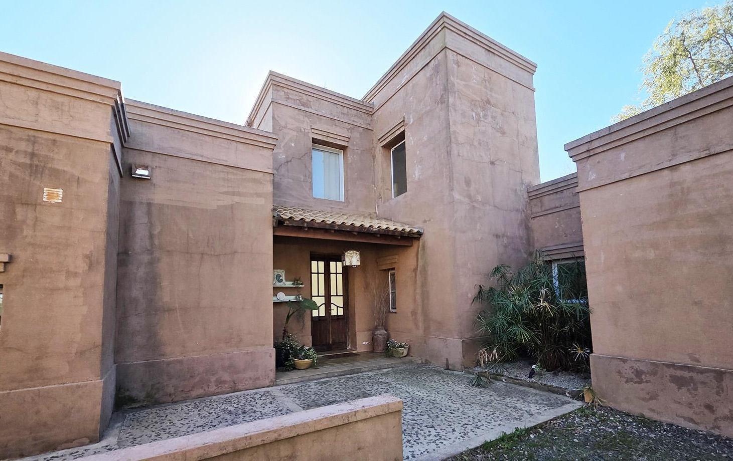 Venta Casa Familar 7 Ambientes en San Francisco Manzanares Pilar APTO CREDITO