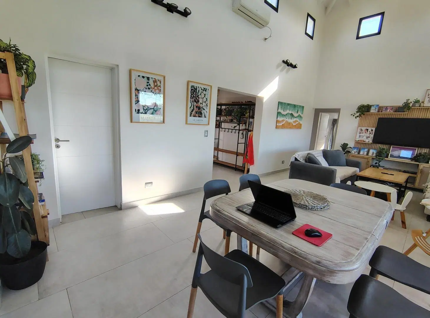 Casa al lago Barrio San Benito 8