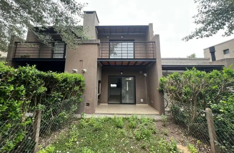 Venta Departamento Duplex 3 amb en Manzanares Chico (Renta Mayo 26) 3