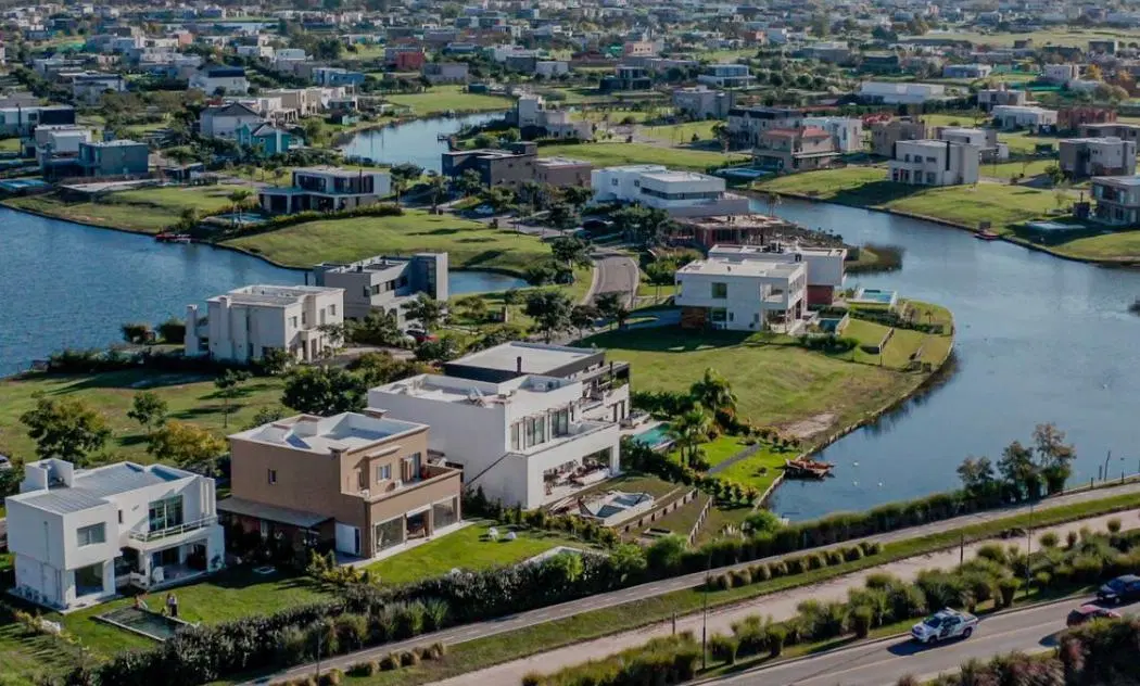 Lote en venta en Marinas Puertos del Lago 2