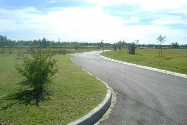 Lote en Venta - Barrio Parque Náutico El Cazal 2
