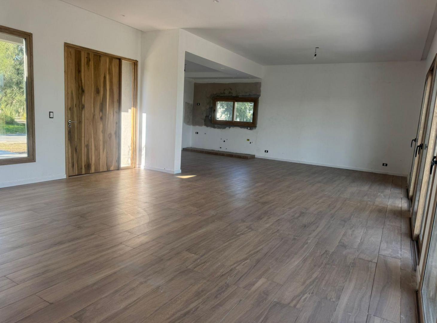 Foto de Casa a la Laguna en Venta - El Naudir Aguas Privadas, imagen 1