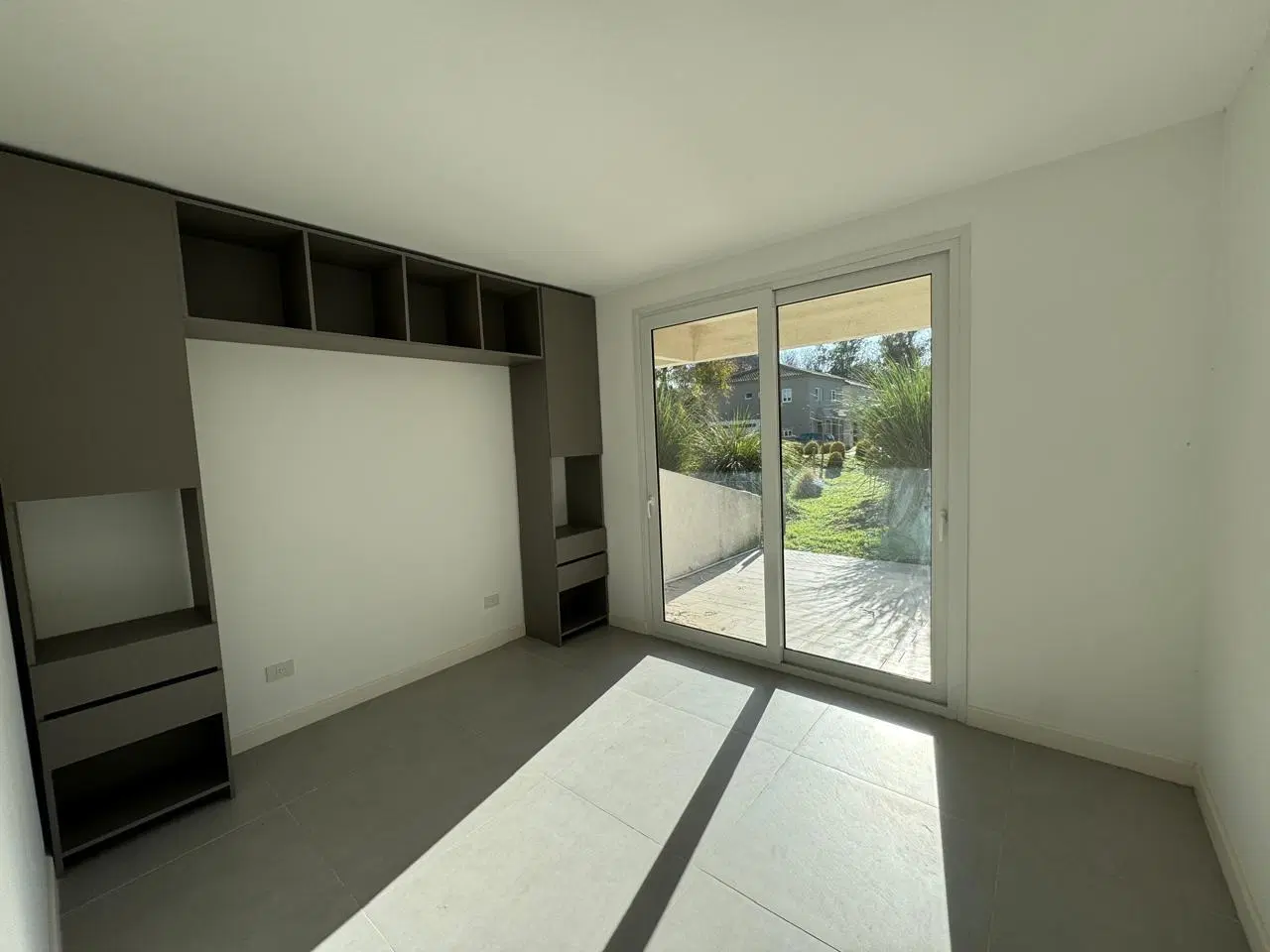 Departamento en Planta Baja 3 ambientes en Pilar 4