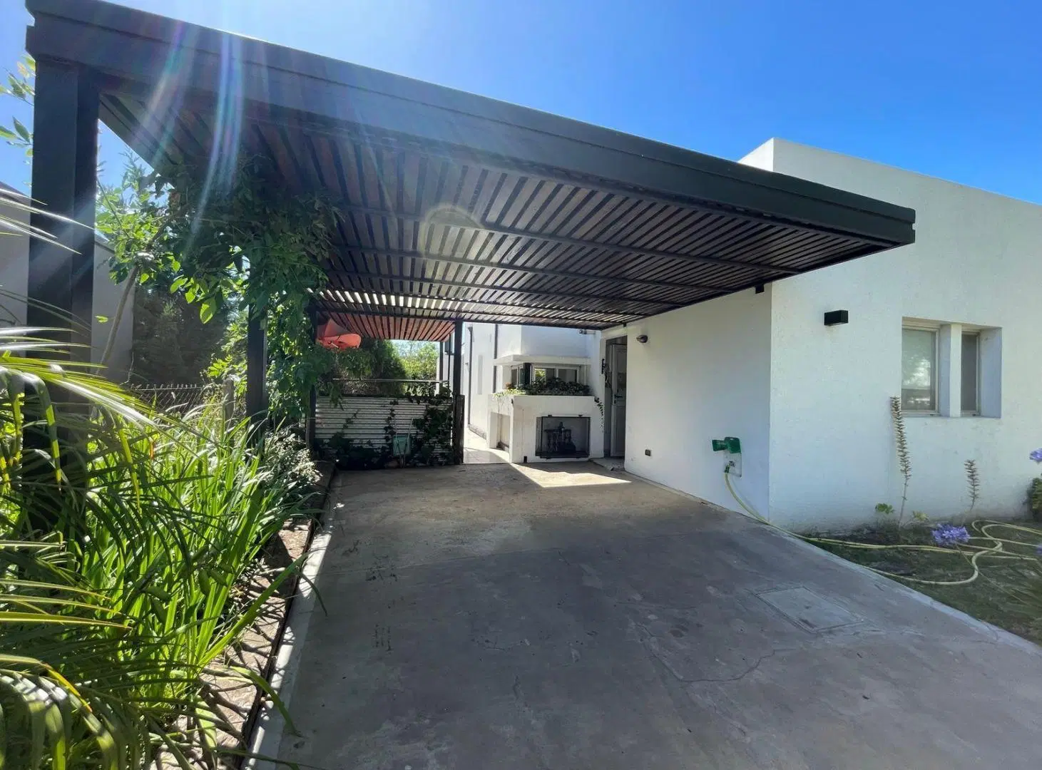 Casa en VENTA CON RENTA - Barrio San Francisco - Villanueva 4