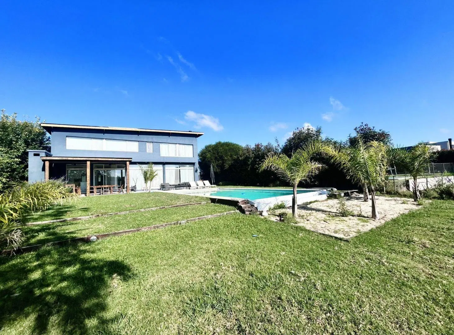 VENTA EN OPORTUNIDAD CASA SALIDA A LAGUNA CANTON ISLAS Mobiliario incluido!! 2
