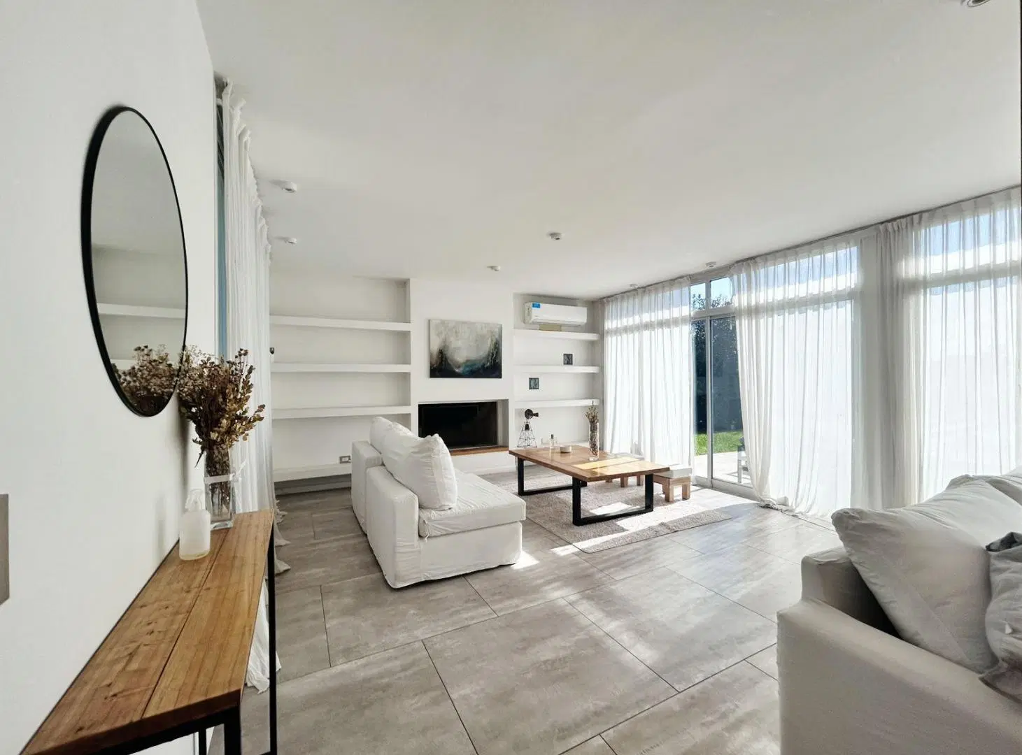 VENTA EN OPORTUNIDAD CASA SALIDA A LAGUNA CANTON ISLAS Mobiliario incluido!! 3