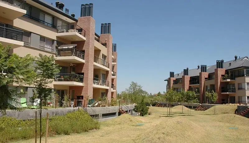Venta Depto 3 amb. APTO CREDITO Balcón/Cochera y Baulera Plaza Portezuelo RENTA JUL26 3