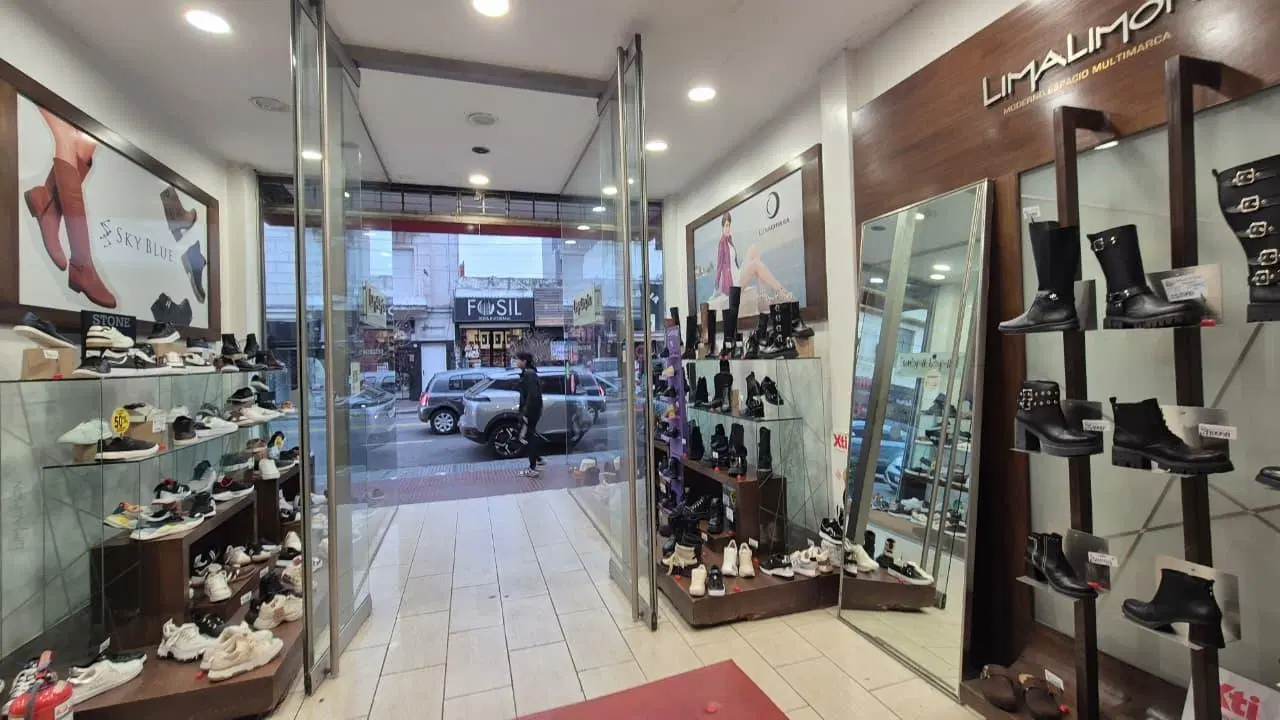 Local en Venta en Devoto 4