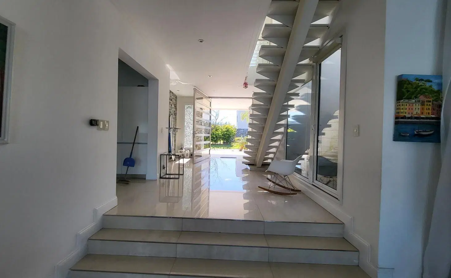Casa en Venta a la Laguna en Los Alisos - Nordelta - Acepta permuta 3
