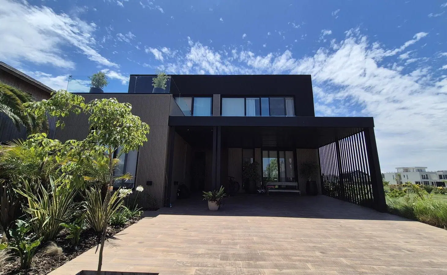 Casa en El Yacht 2