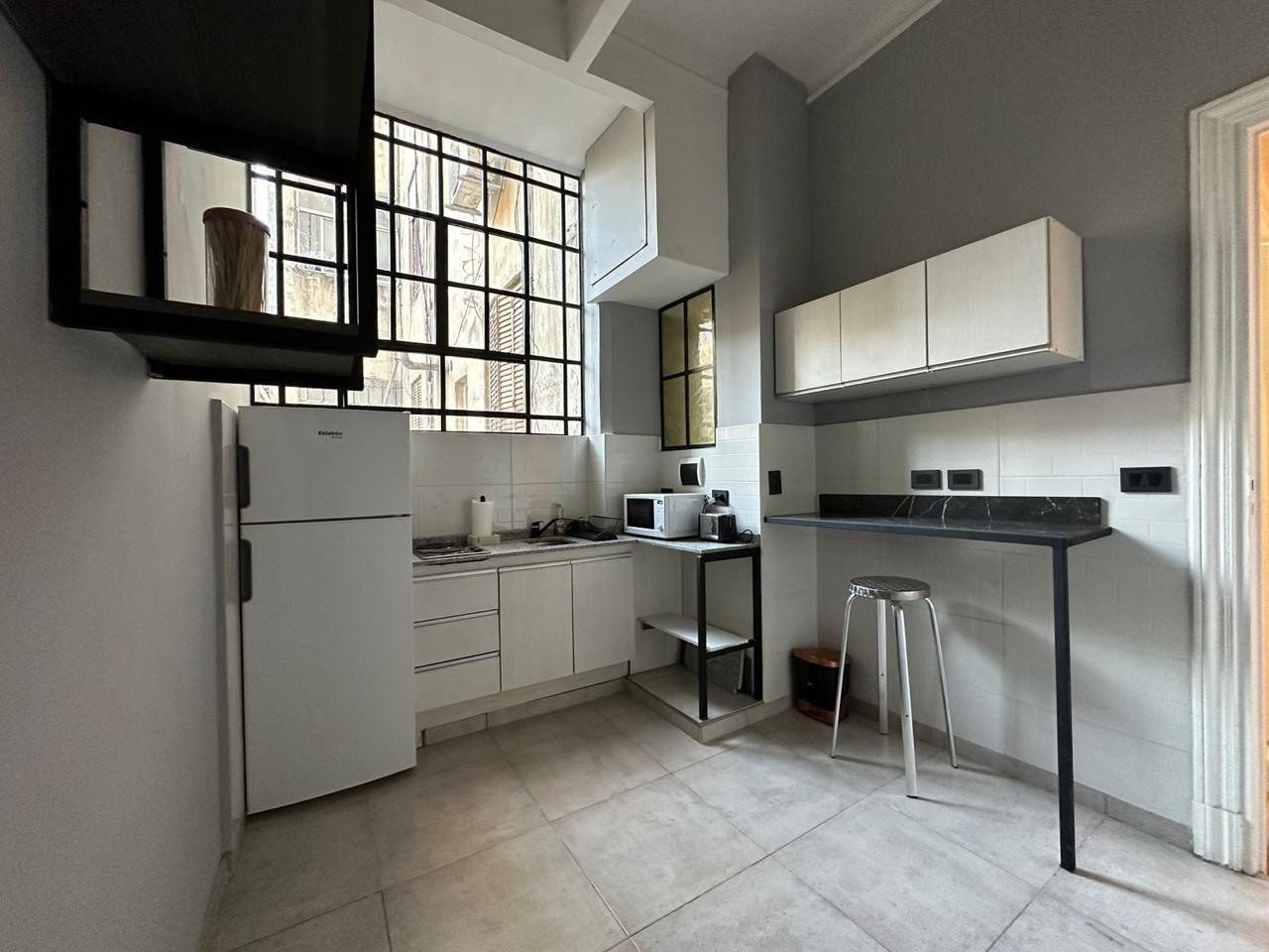 Foto de Venta con renta Depto 3 amb en 2º Piso. San Nicolas, CABA, imagen 1