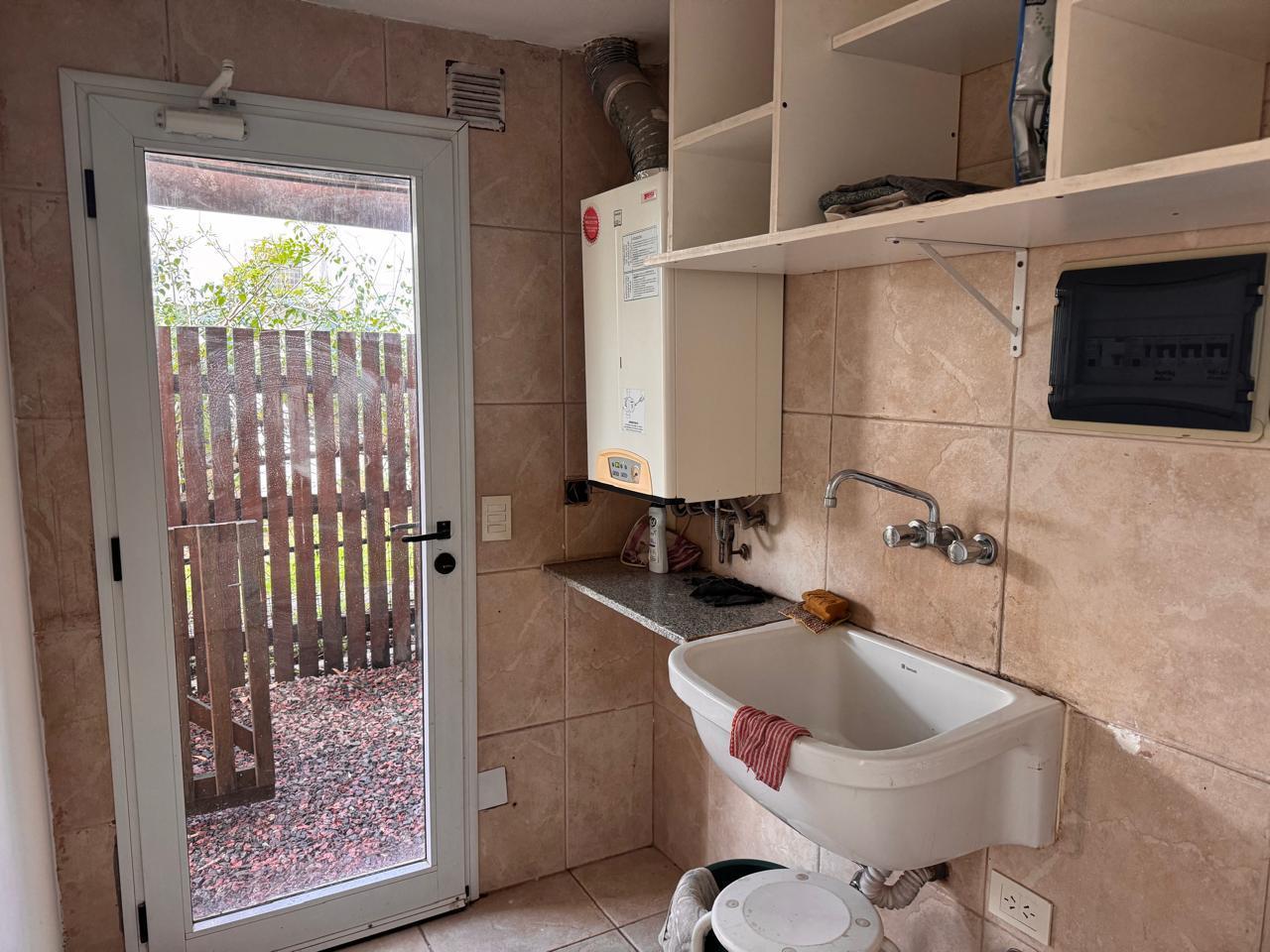 Foto de CASA EN VENTA Y ALQUILER en el Barrio Barrio San Isidro Labrador, imagen 2