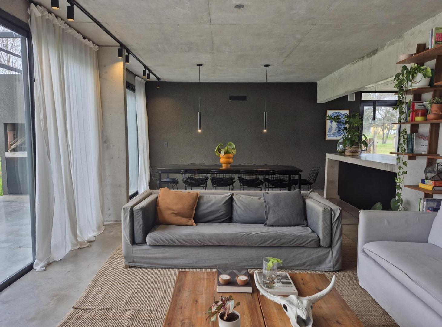 Foto de Casa sobre lote interno con piscina en Azzurra Tortugas, Pilar, imagen 4