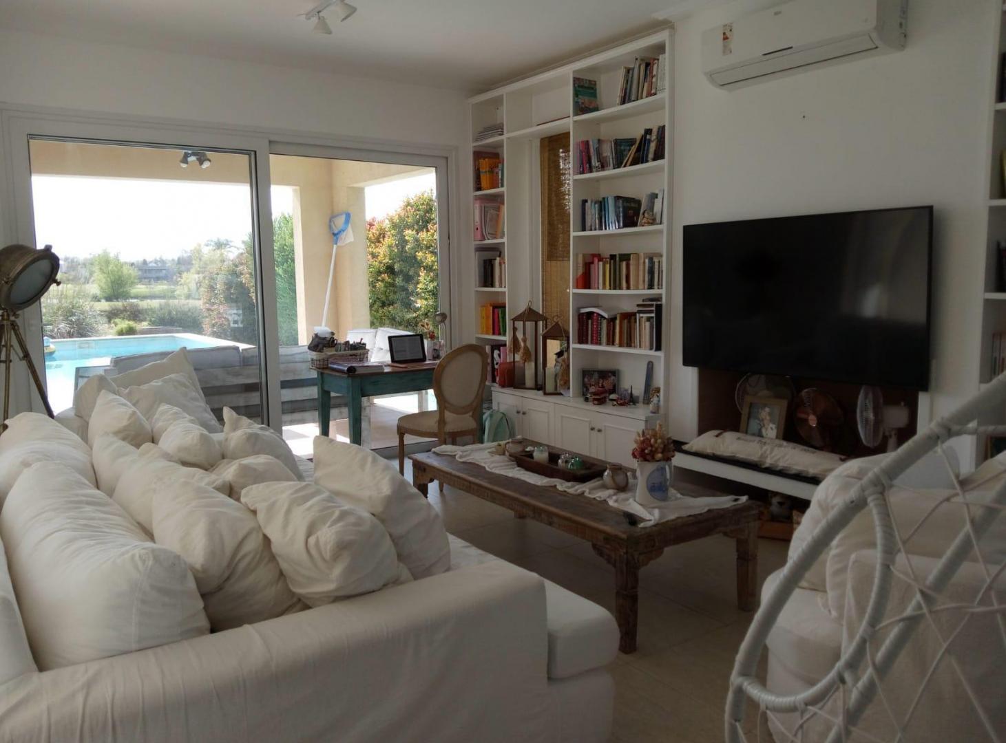 Foto de Casa en VENTA AL GOLF EN SAN ISIDRO LABRADOR VILLANUEVA-TIGRE, imagen 2