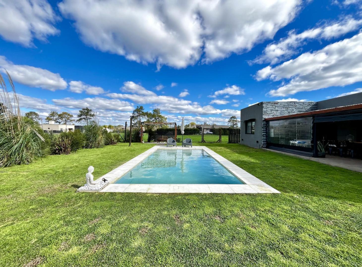 Foto de Casa en venta 3 dorm + piscina + parrilla galeria luminosa y espaciosa, imagen 3