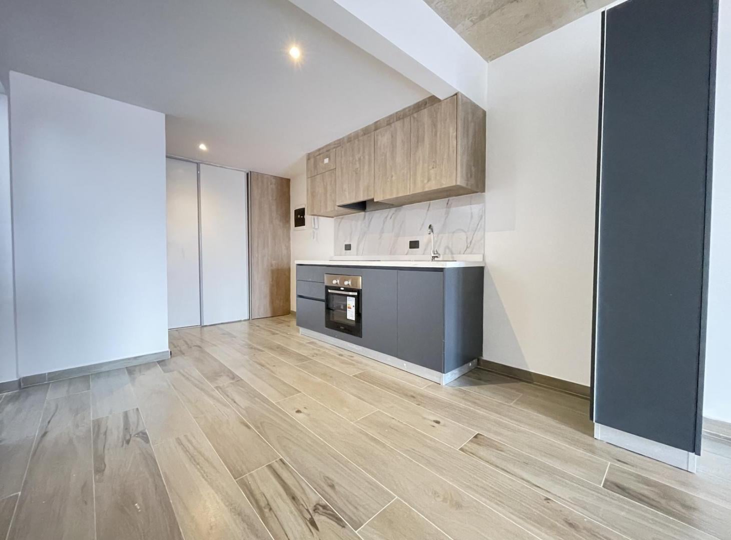 Foto de Departamento monoambiente con balcón y terraza, imagen 5