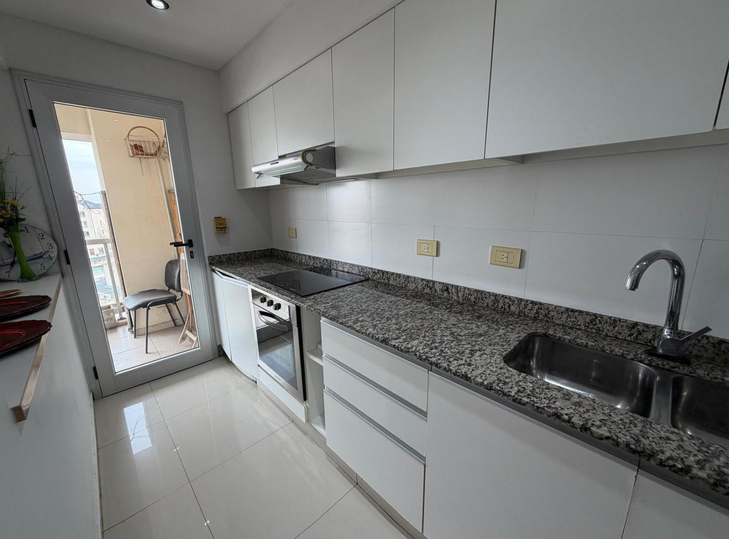 Foto de Venta y Alquiler Departamento 2 amb en Portezuelo, imagen 2