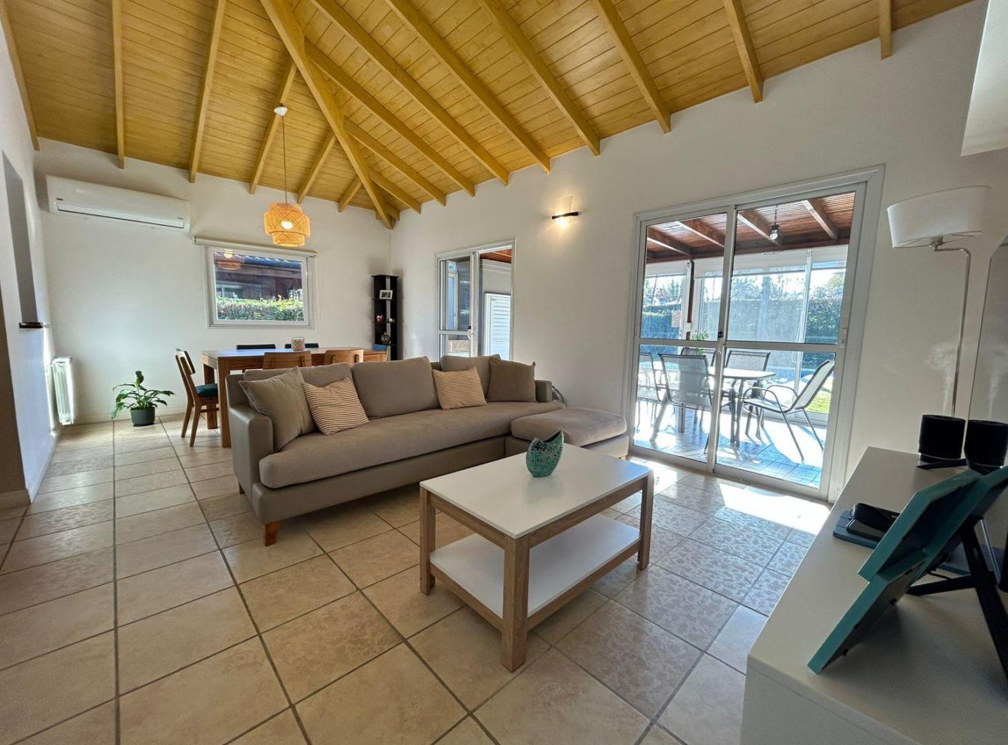 Foto de Casa en Venta 3 dorm piscina- Barrio cerrado La Candela Pilar, imagen 4