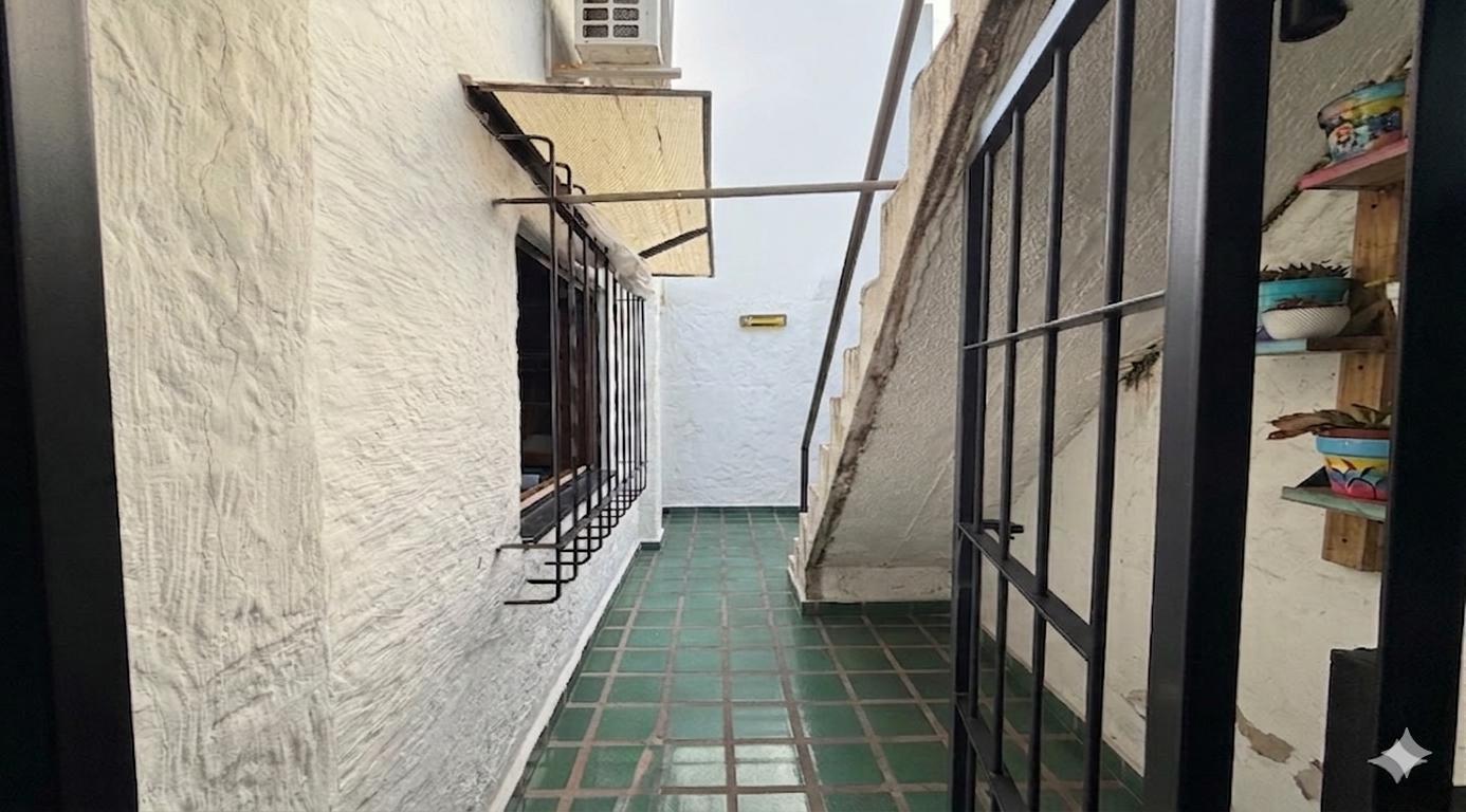 Foto de PH 2 AMBIENTES EN MARTÍNEZ | SIN EXPENSAS | EXCELENTE OPORTUNIDAD, imagen 2