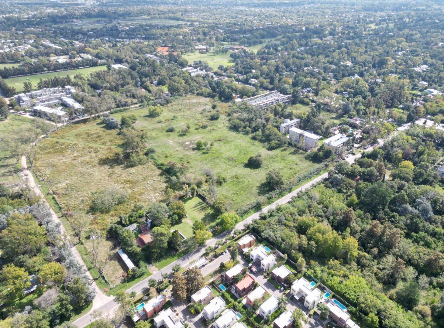 OPORTUNIDAD DE INVERSIÓN EN PILAR | 13.774 M² A METROS DE HIGHLAND PARK
