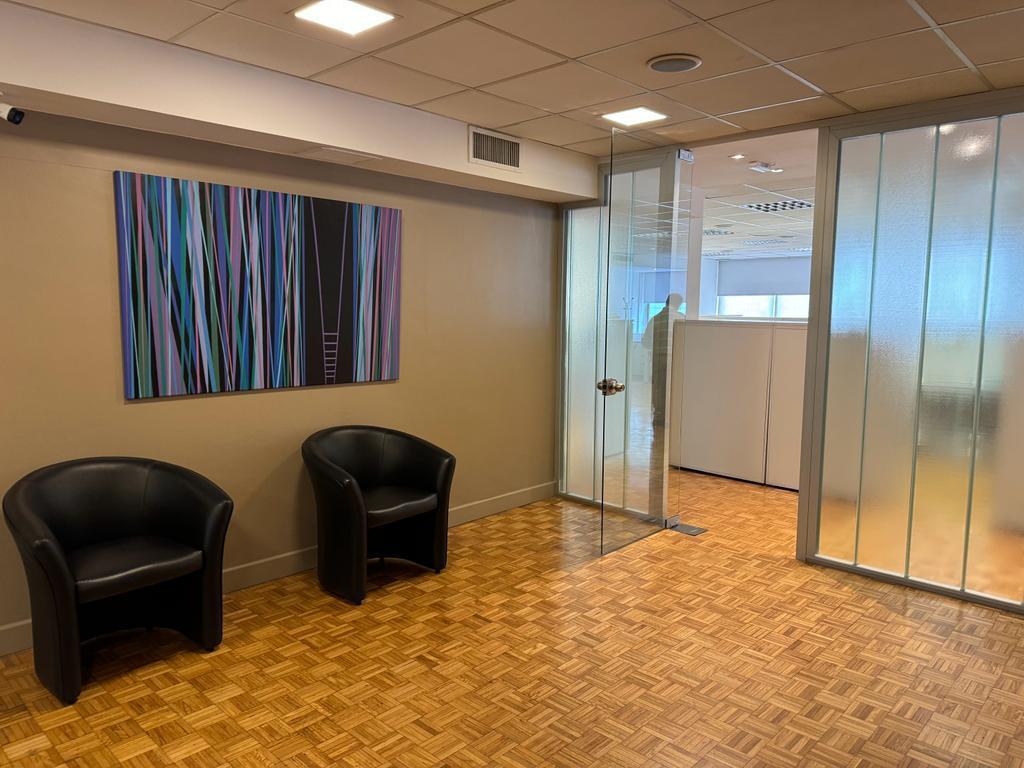Foto de PISO COMPLETO DE OFICINAS | 667 M² | EDIFICIO BERLINGIERI | VISTAS A, imagen 3
