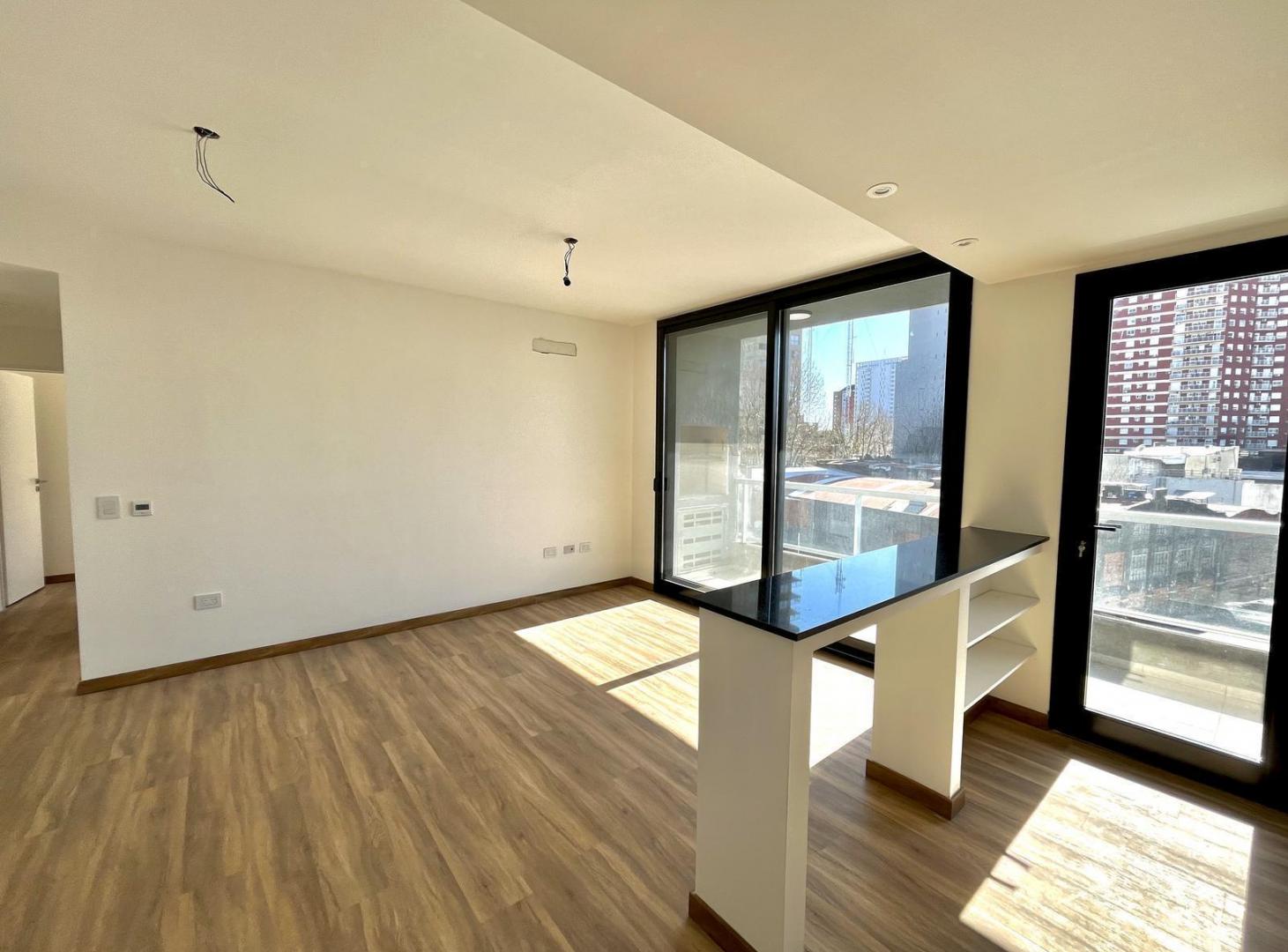Foto de VENTA departamento 3 AMB BALCON Y PARRILLA -TIGRE CENTRO COCHERA, imagen 3