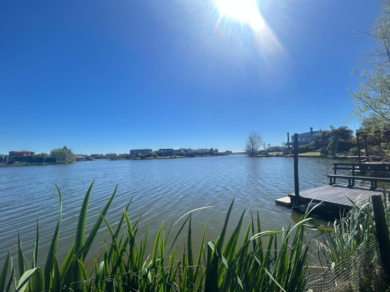 Foto de Casa en venta Orientación Noroeste salida a la laguna en Canton Islas, imagen 4