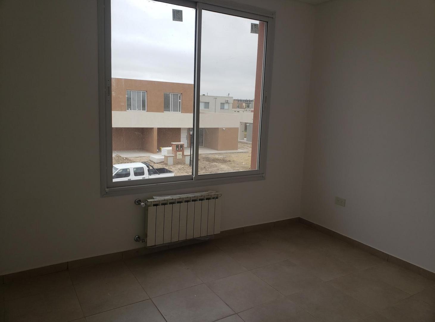Foto de Casa en ALQUILER en Casas de Santa Maria - Villanueva, imagen 3