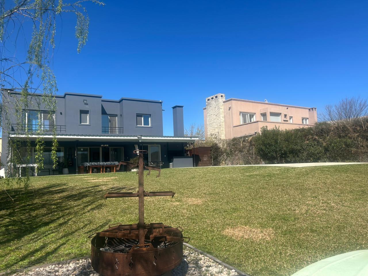 Foto de CASA A LA VENTA EN CANTÓN GOLF - CON VISTA A LA LAGUNA, imagen 5
