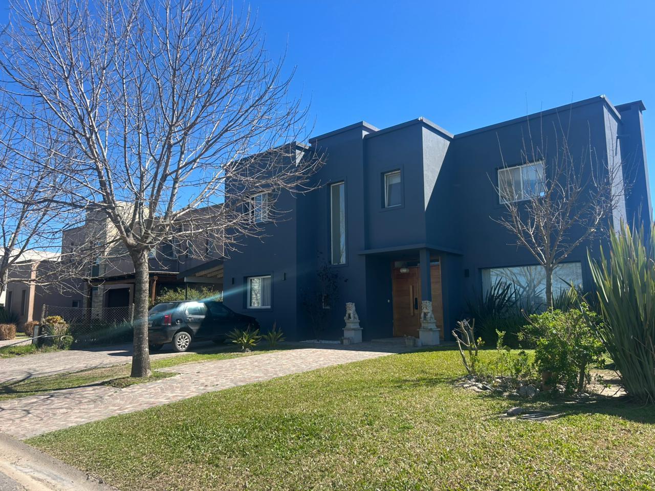 Foto de CASA A LA VENTA EN CANTÓN GOLF - CON VISTA A LA LAGUNA, imagen 4