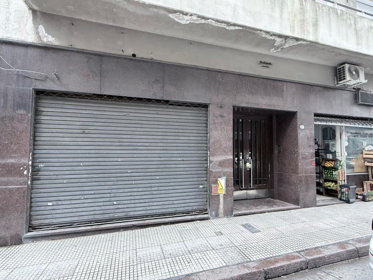 Foto de FLIPPING OPORTUNIDAD - Departamento en Venta- San Telmo - Refaccionar, imagen 1