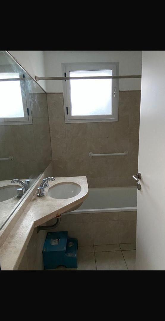 Foto de Departamento 3 AMBIENTES en ALQUILER Plaza Portezuelo - NORDELTA, imagen 3