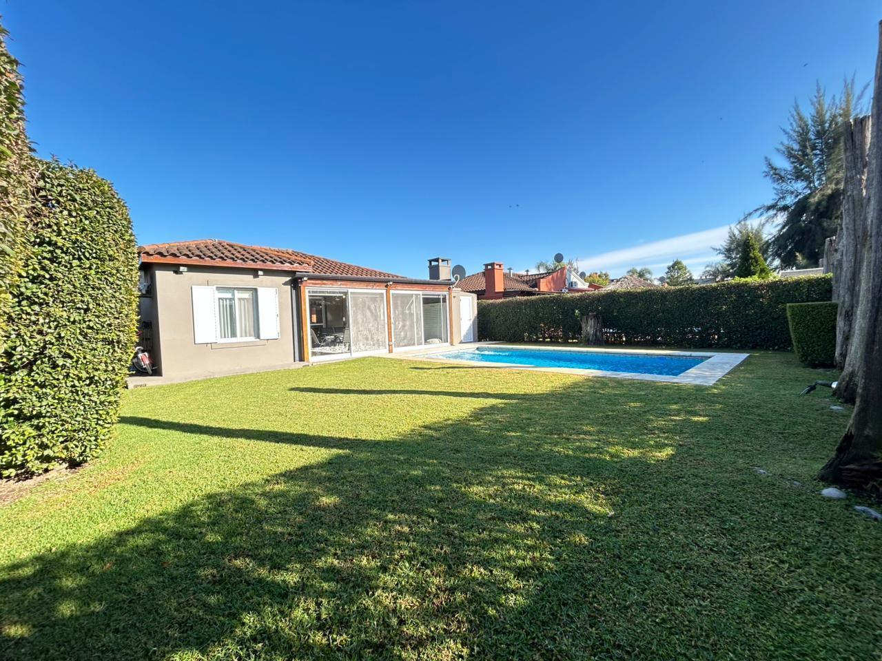 Foto de Casa en Venta 3 dorm piscina- Barrio cerrado La Candela Pilar, imagen 2