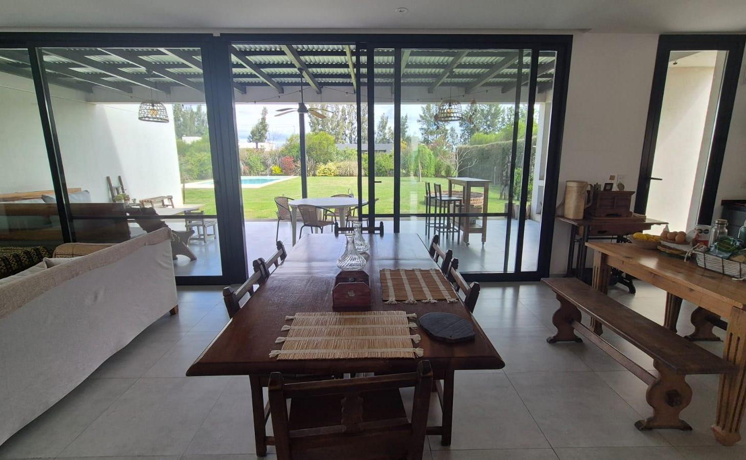 Foto de Alquiler VERANO casa jardin parrilla piscina - barrio Manuel Belgrano, imagen 4