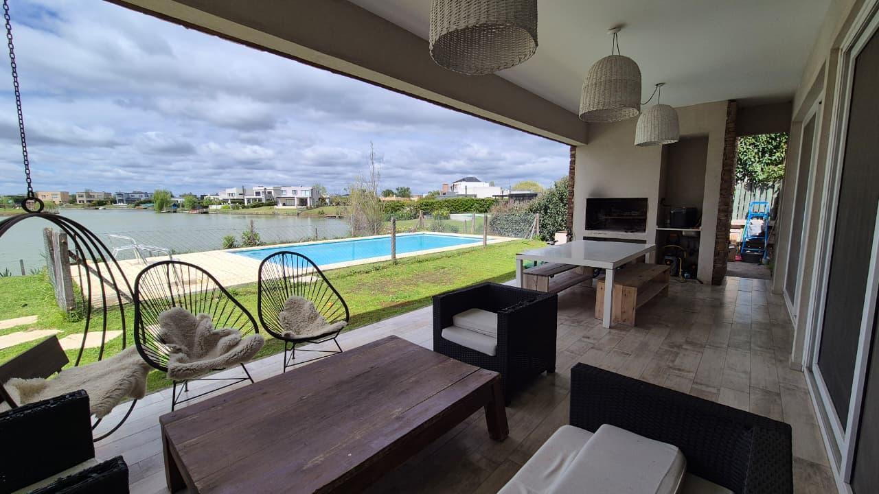 Foto de ALQUILER VERANO casa en 1 planta al lago con piscina, imagen 1