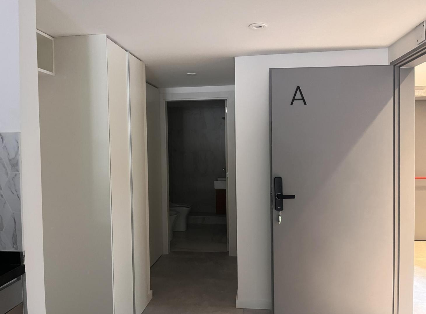Foto de Laprida 1300 - 1 Amb con balcón aterrazado y parrilla - Recoleta a, imagen 3