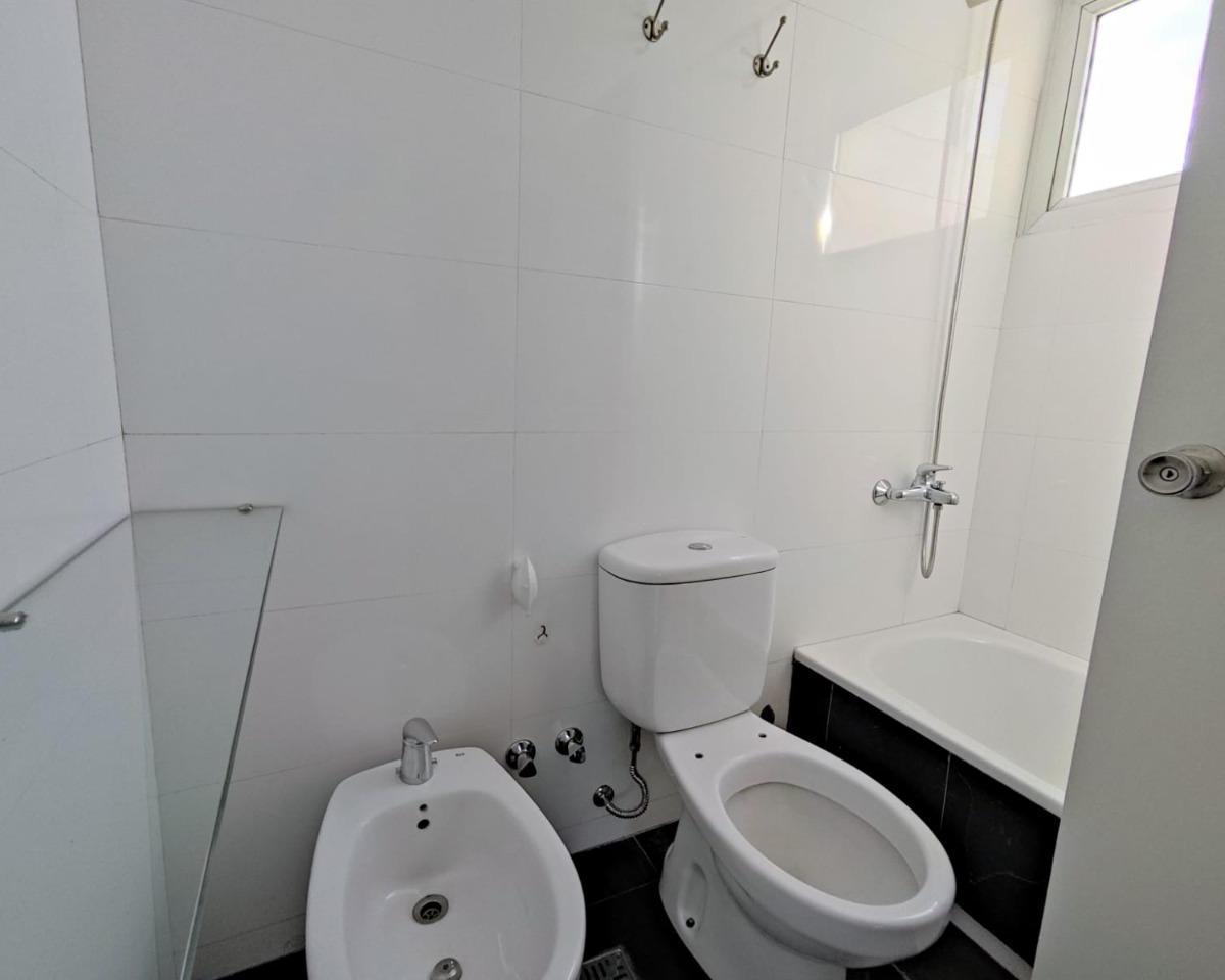 Venta - Departamento Triplex 4 Dorm. Rosario Oroño - Amenities - Jacuzzi 1