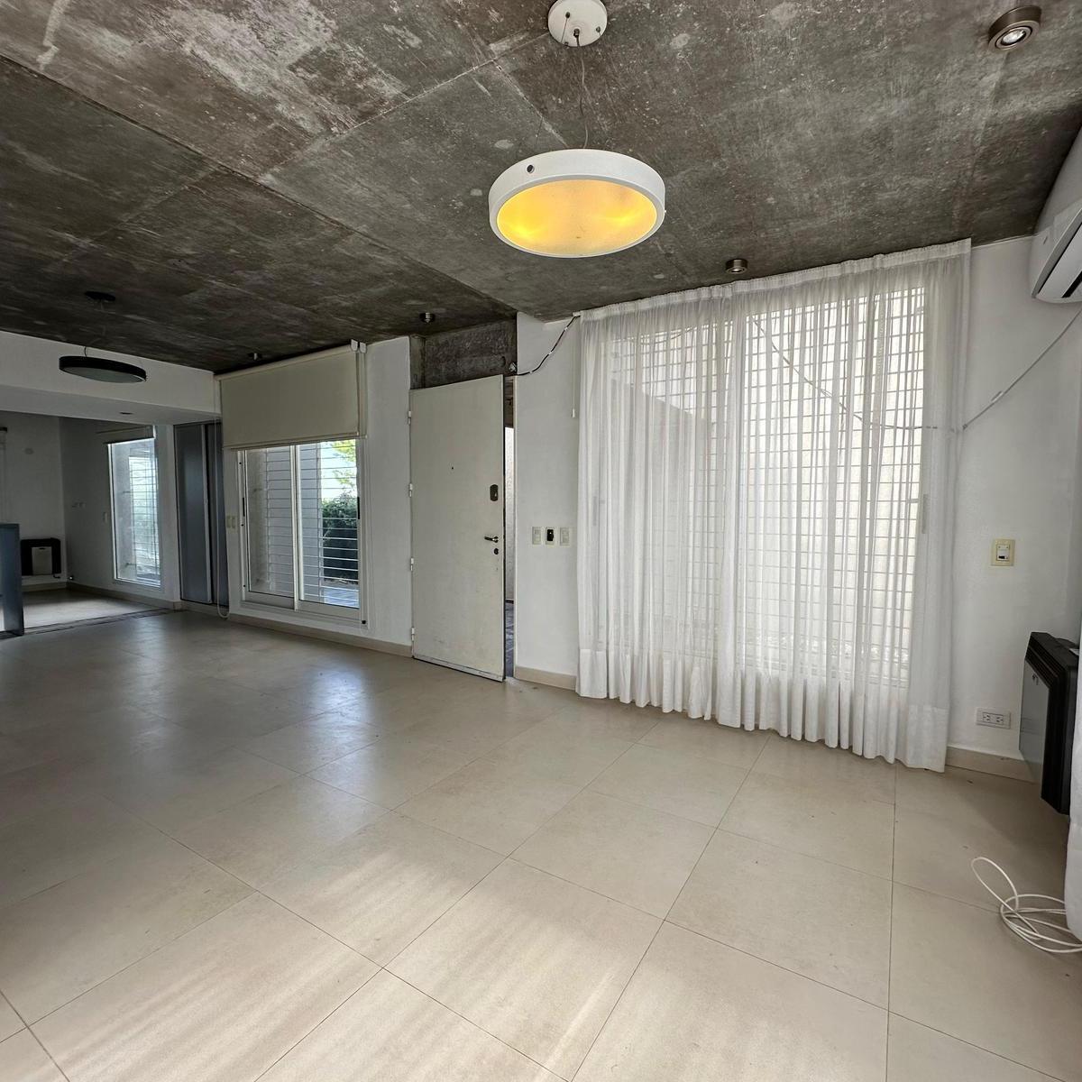 Casa en Venta 2 Dorm. Piscina Barrio Cantegrill Funes 2