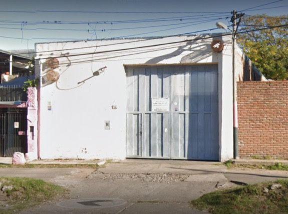 Venta Galpon Deposito Av Circunvalacion 27 de Febrero Apto Camiones Baños Techo Hormigon 2