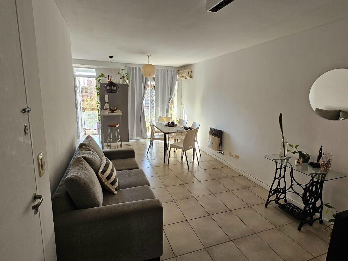 Departamento en Venta 2 Dorm. con Balcon Al Frente Rosario República de La Sexta 2