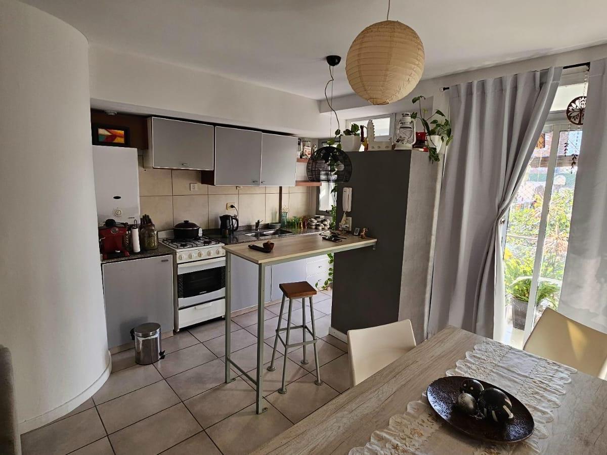 Departamento en Venta 2 Dorm. con Balcon Al Frente Rosario República de La Sexta 1