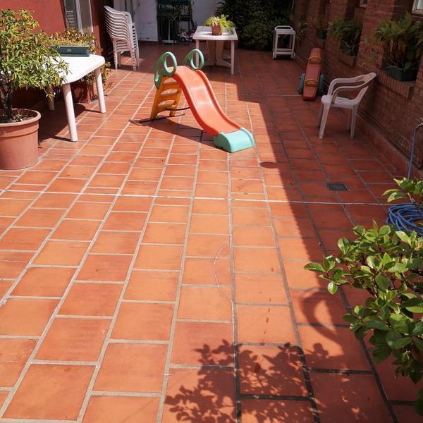Venta Departamento 3 dormitorios Patio exclusivo de 100 metros Rosario Centro